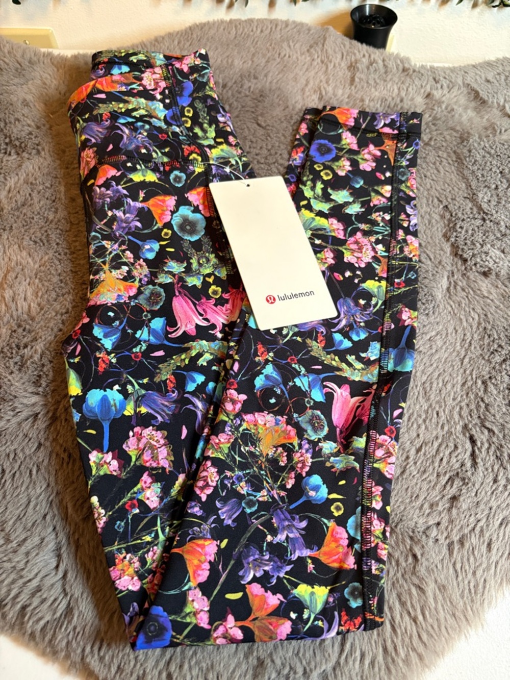 lululemon Multicolor Floral Swift Speed HR 28” Leggings Size 0